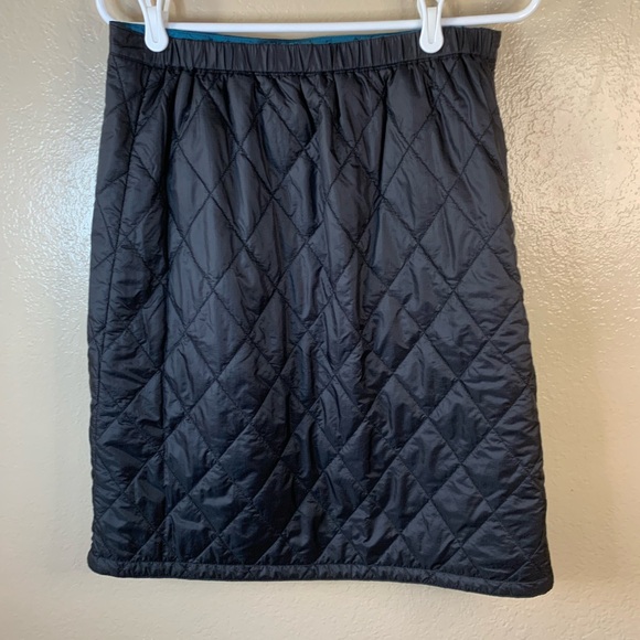 Mont-Bell America Teal/Black Therma Wrap Reversible Trail Skirt O/S - Picture 6 of 7
